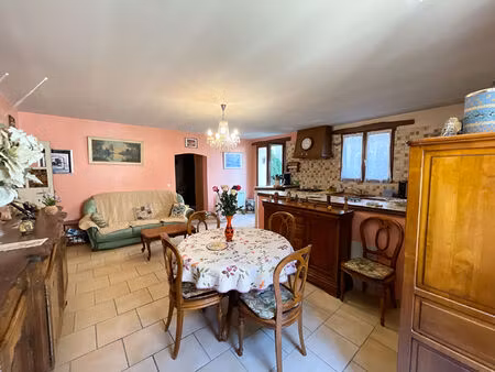 vente maison 4 pièces  98.33m²  eyguières