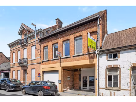 commercieel te koop in hamme met 2 slaapkamers