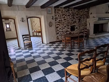 vente maison 11 pièces 359 m² à avignon (84000)  292 000 €