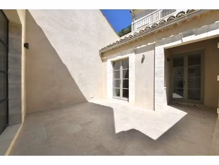 uzès centre historique: charmant appartement