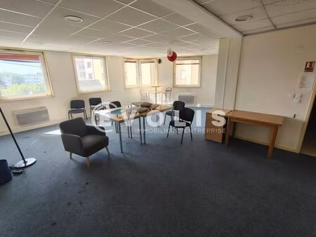 location bureaux 110 m²