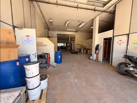 vente local d’activités buc 78530 1204m²