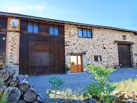maison de 248 m2 - 6 pièces