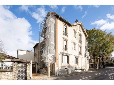 vente local d’activités issy-les-moulineaux 92130 150m²