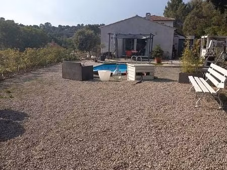 flassans-sur-issole (83340)