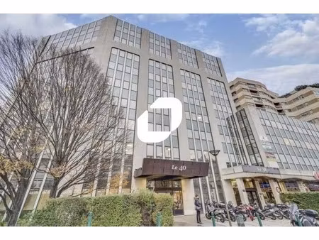 location bureaux 368 m²