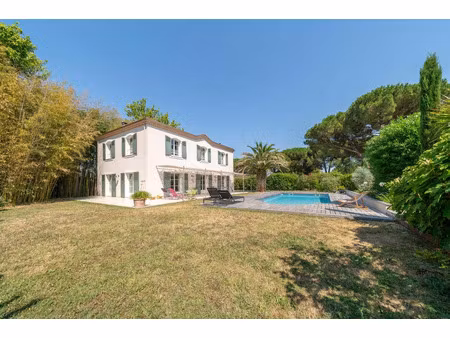vente maison 6 pièces 207 m² bruges (33520)