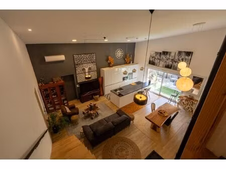 exclusivité argeles sur mer : magnifique propriété clés en main  vendu entièrement meublé.