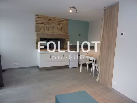 a louer : studio meublé proche du château - ref : 2317ab