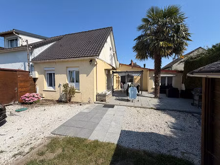 maison de ville entièrement meublee sur saint aubin lès elbeuf