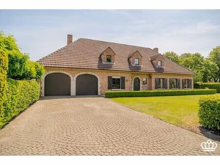 huis te koop in kalmthout met 4 slaapkamers