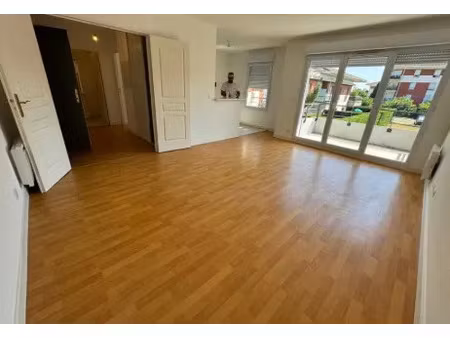 location appartement 2 pièces 48 m² à libourne (33500)
