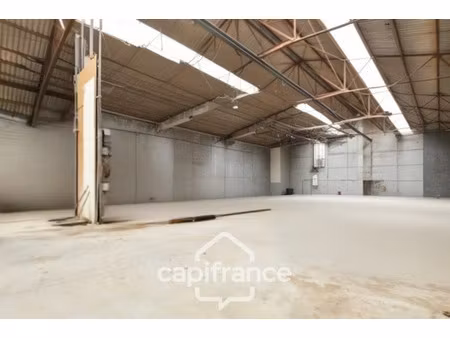 local professionnel à vendre yzeure 5 pièce(s) 2200m2 499 500€