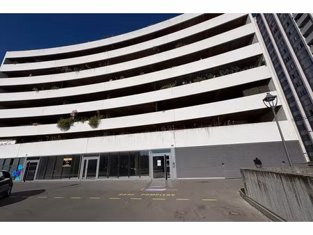 vente bureau 675 m² tours (37000)