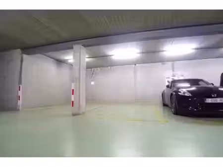 parking à louer à koningin astridlaan 2 sint-michiels (rbw44730)