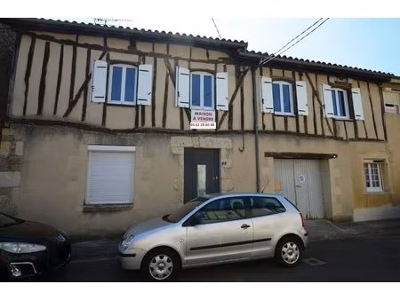 à vendre  vic-fezensac (gers): charmante maison de ville 4 chambres  2 au rdc  avec garage