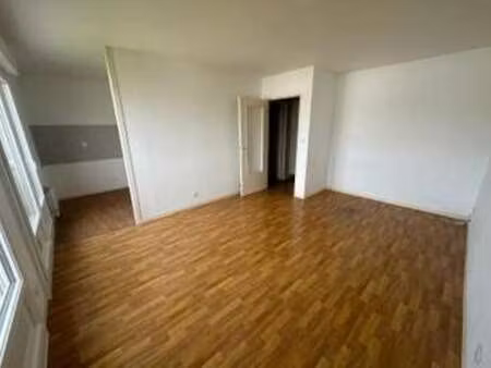 location appartement 2 pièces à tourlaville (50110) : à louer 2 pièces / 50m² tourlaville
