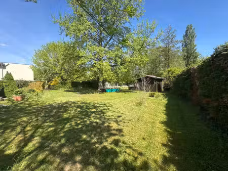 rare & unique sur saint-romain-de-jalionas !