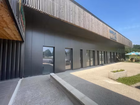 vente commerce 46 m² pouillon (40350)