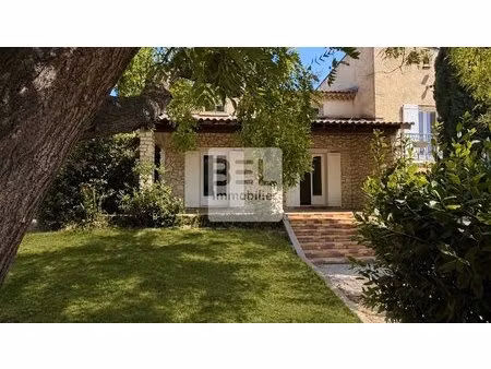 belle maison de famille