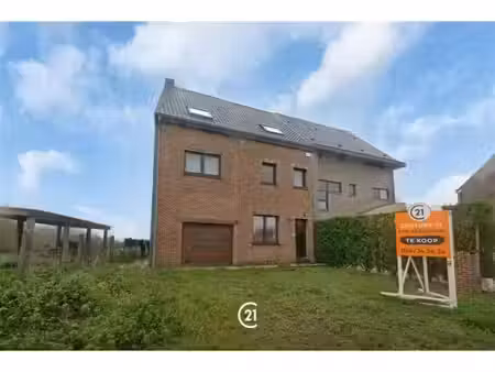 maison à vendre avec garage et 3 chambres   kester (rbw45339)