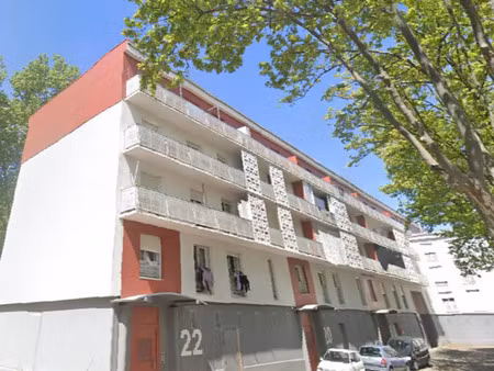 location appartement 3 pièces 47 m² à avignon (84000)