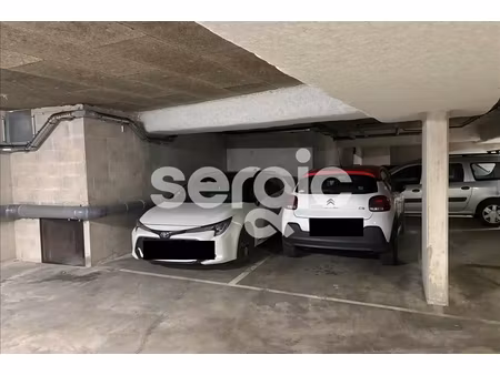 parking villejuif 12 m2
