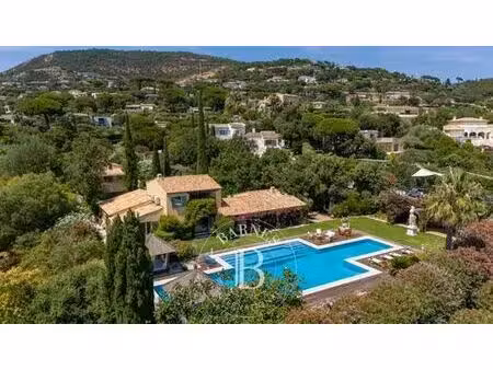 villa de luxe de 9 pièces en location grimaud  france