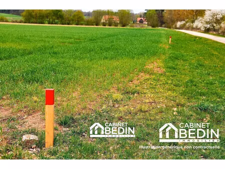 terrain 1232 m²