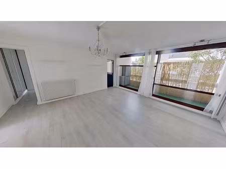 location appartement 5 pièces 85 m² à massy (91300)  1 640 €