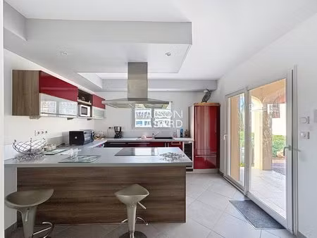 jolie maison familiale
