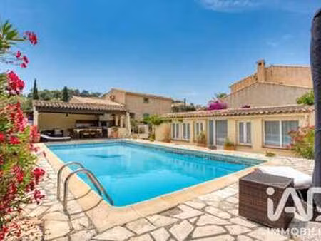 vente maison piscine à saint-raphaël (83530) : à vendre piscine / 148m² saint-raphaël