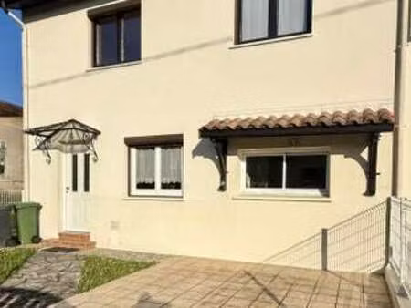 vente maison à bordeaux (33000) : à vendre / 106m² bordeaux
