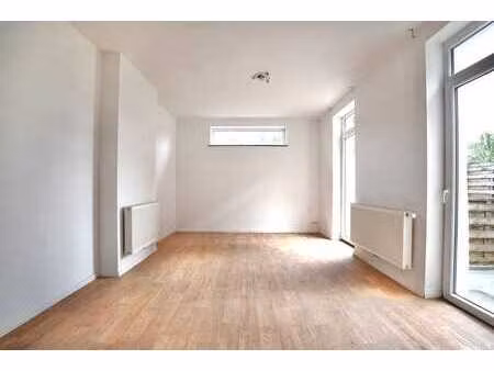 appartement renové 2 chambres 2 sdb.