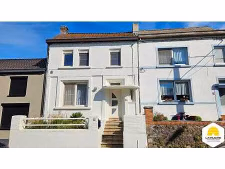 coquette maison rénovée 65m² nets  2ch  terr+jardin  élec ok