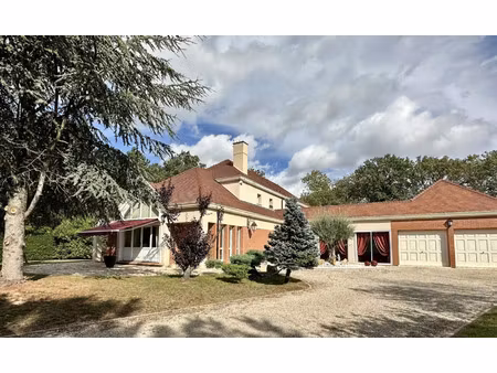 maison de luxe à vendre à étiolles