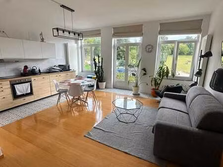 bel appartement entièrement meublé et lumineux à forest