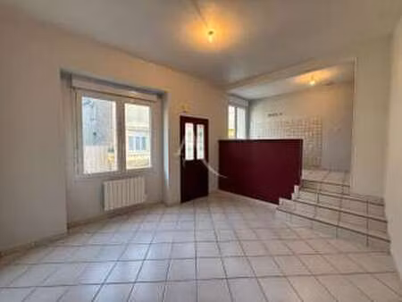 location maison au louroux-beconnais (49370) : à louer / 45m² le louroux-beconnais