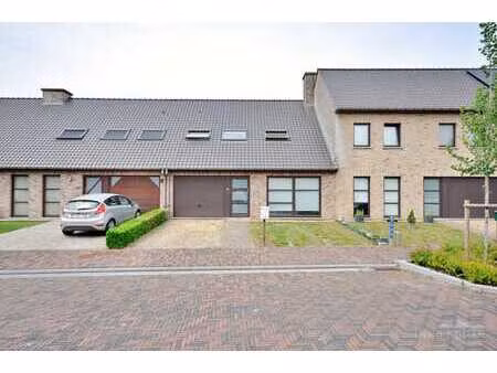 maison prête à emménager avec garage à kluisbergen !