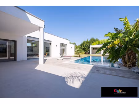 maison contemporaine à vendre dans le quartier sud