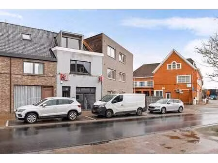 commerce avec appartement