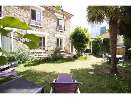 location maison 4 pièces 85 m² à courbevoie (92400)  2 720 €