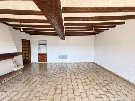 location maison 3 pièces 98.48 m² à la meignanne (49770)  650 €