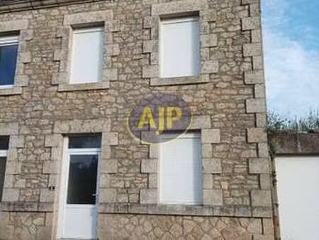 location appartement 2 pièces meublé à pontivy (56300) : à louer 2 pièces meublé / 46m² po