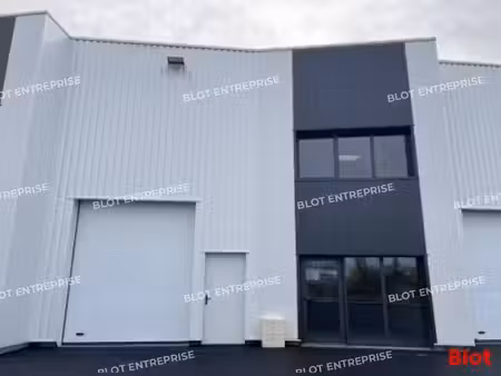entrepôt à vendre