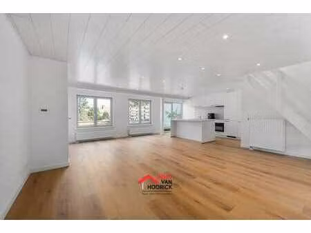 appartement op 2e verdiep centrum lokeren!