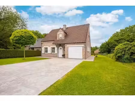 vendu en 7 jours | pour une estimation : 0499873132