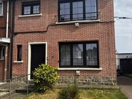 maison 3 chambres rénovées  cuisine moderne  epc b