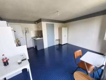 location appartement t1 meublé à brest kergoat lanredec (29200) : à louer t1 meublé / 30m²