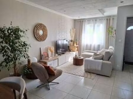 location maison à dole (39100) : à louer / 89m² dole